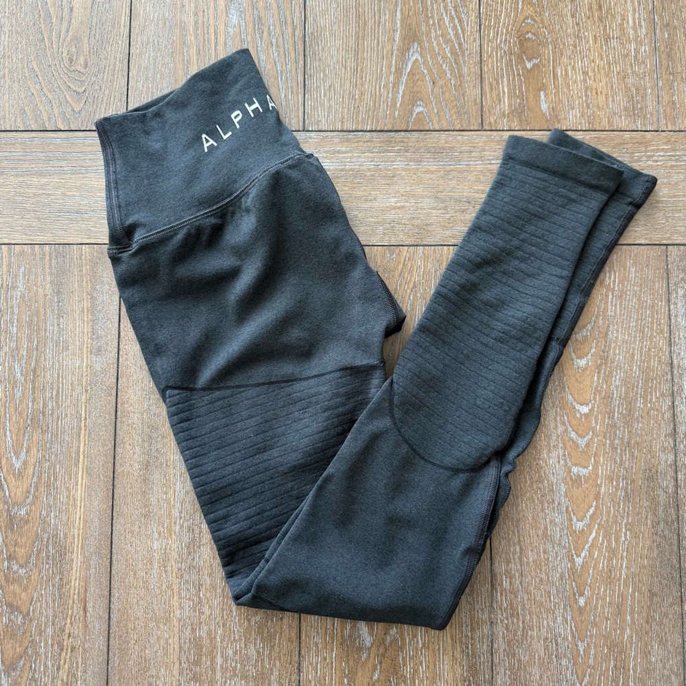 EUC Alphalete Charcoal Gray OG Revival Leggings Small
